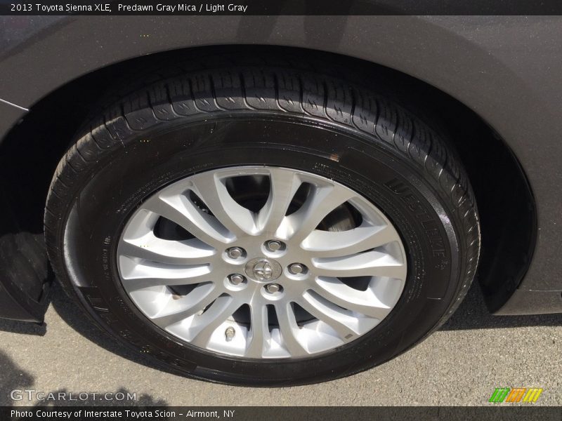 Predawn Gray Mica / Light Gray 2013 Toyota Sienna XLE