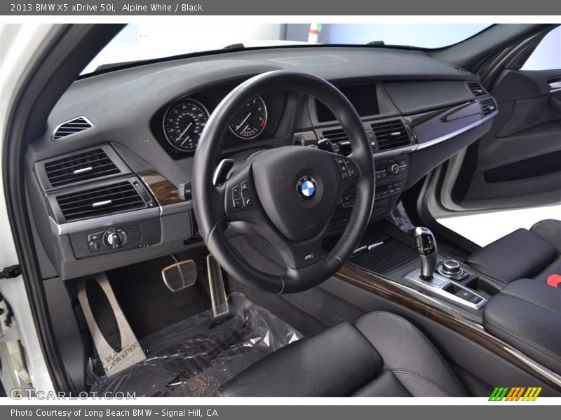 Alpine White / Black 2013 BMW X5 xDrive 50i