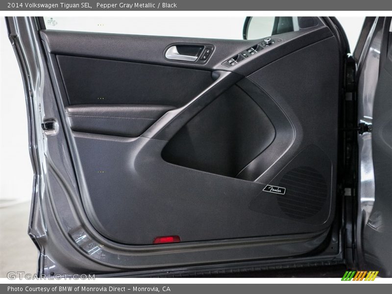 Pepper Gray Metallic / Black 2014 Volkswagen Tiguan SEL