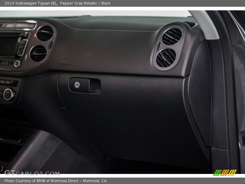 Pepper Gray Metallic / Black 2014 Volkswagen Tiguan SEL