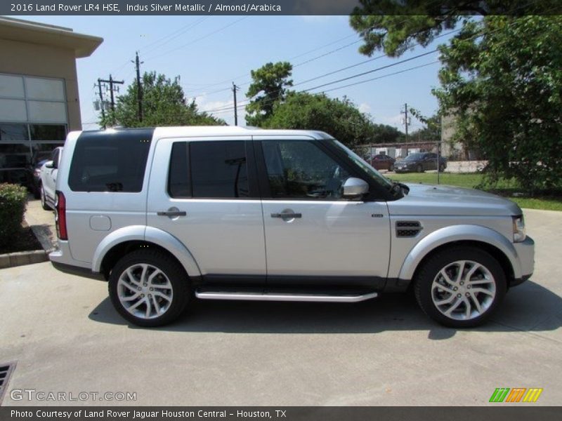 Indus Silver Metallic / Almond/Arabica 2016 Land Rover LR4 HSE