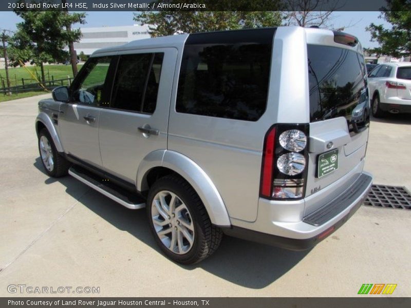 Indus Silver Metallic / Almond/Arabica 2016 Land Rover LR4 HSE