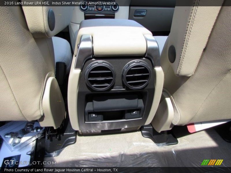 Indus Silver Metallic / Almond/Arabica 2016 Land Rover LR4 HSE