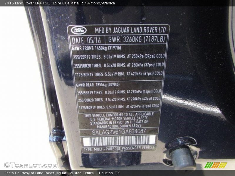 Loire Blue Metallic / Almond/Arabica 2016 Land Rover LR4 HSE