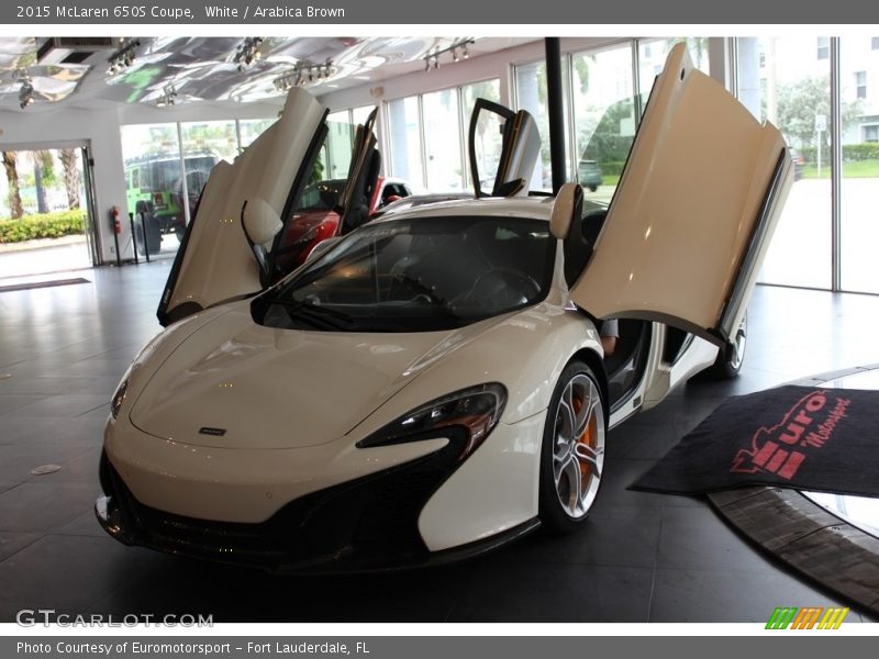 White / Arabica Brown 2015 McLaren 650S Coupe