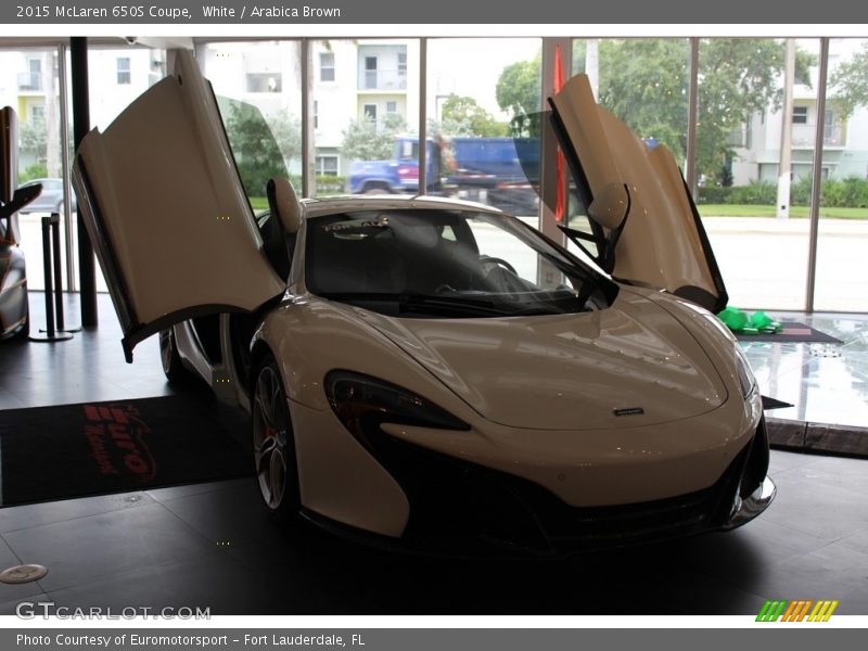 White / Arabica Brown 2015 McLaren 650S Coupe