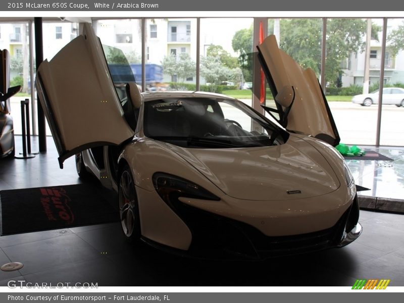 White / Arabica Brown 2015 McLaren 650S Coupe