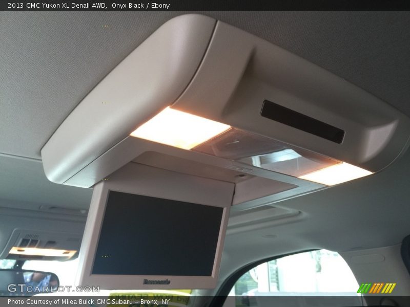 Onyx Black / Ebony 2013 GMC Yukon XL Denali AWD