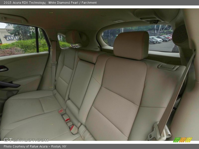 White Diamond Pearl / Parchment 2015 Acura RDX Technology