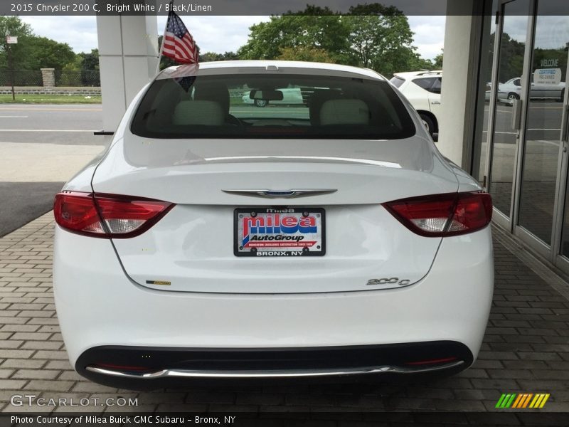 Bright White / Black/Linen 2015 Chrysler 200 C