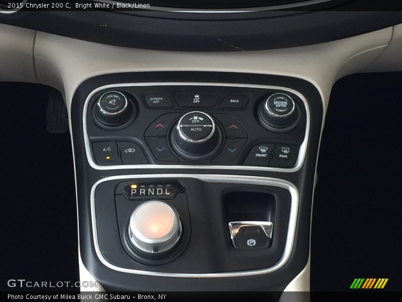 Bright White / Black/Linen 2015 Chrysler 200 C