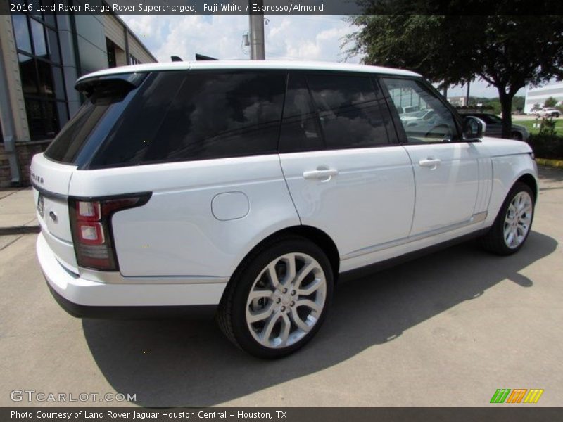 Fuji White / Espresso/Almond 2016 Land Rover Range Rover Supercharged