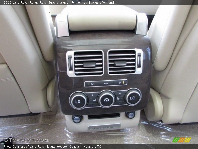 Fuji White / Espresso/Almond 2016 Land Rover Range Rover Supercharged