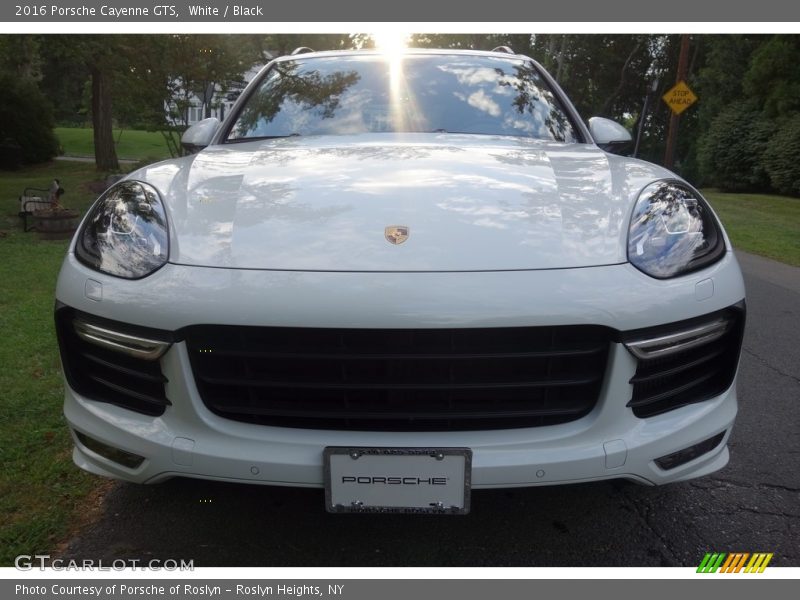 White / Black 2016 Porsche Cayenne GTS