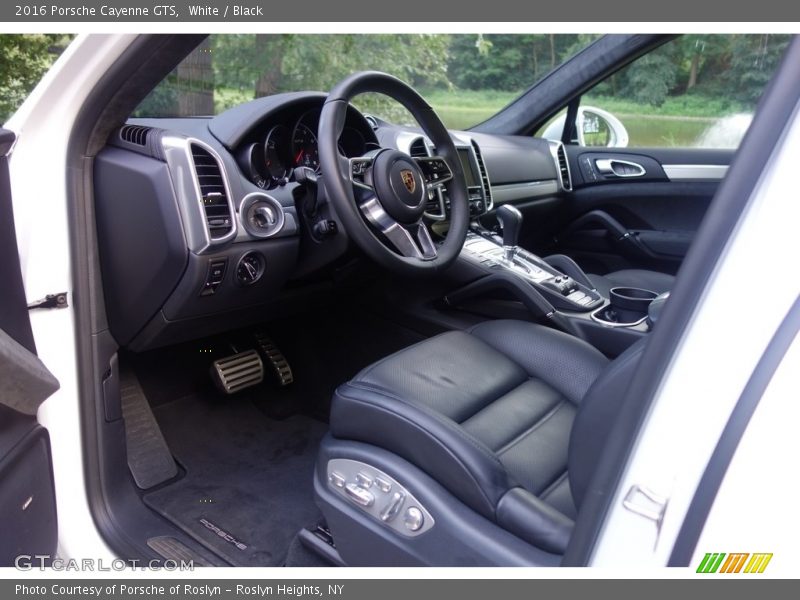 Black Interior - 2016 Cayenne GTS 