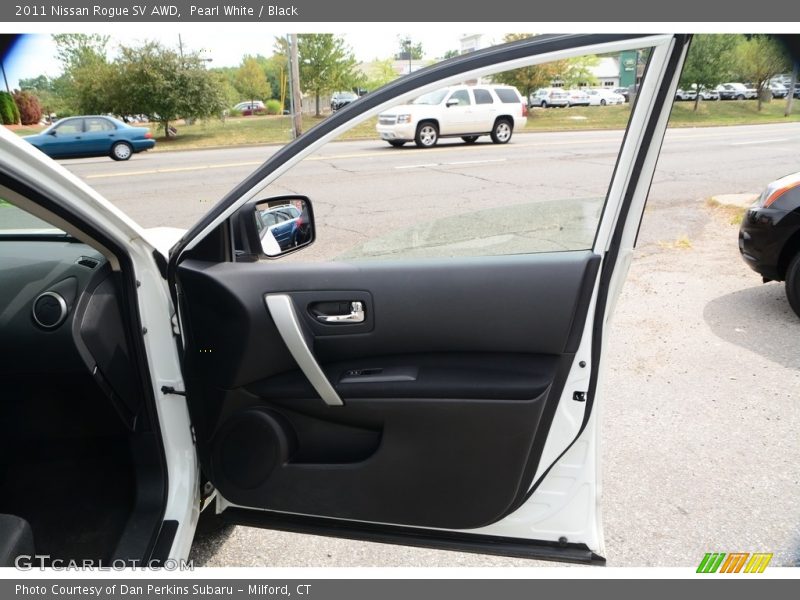 Pearl White / Black 2011 Nissan Rogue SV AWD