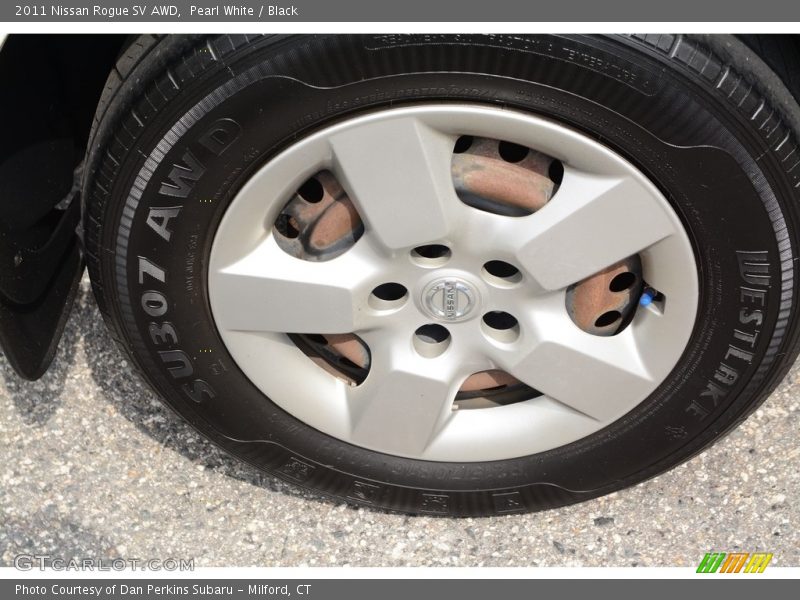 Pearl White / Black 2011 Nissan Rogue SV AWD
