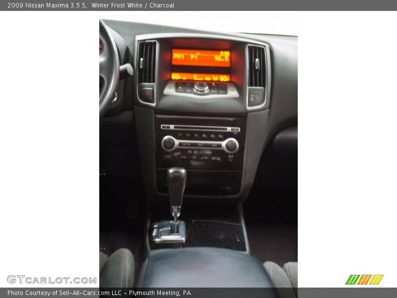 Winter Frost White / Charcoal 2009 Nissan Maxima 3.5 S