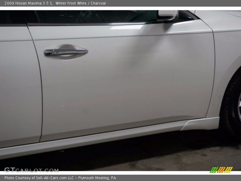 Winter Frost White / Charcoal 2009 Nissan Maxima 3.5 S