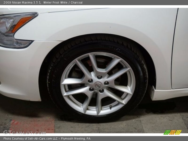 Winter Frost White / Charcoal 2009 Nissan Maxima 3.5 S