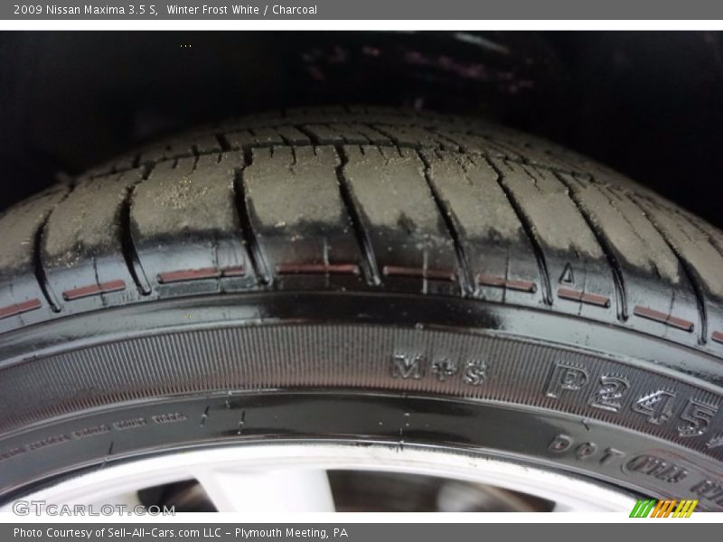 Winter Frost White / Charcoal 2009 Nissan Maxima 3.5 S