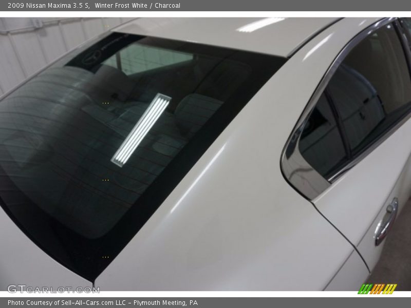 Winter Frost White / Charcoal 2009 Nissan Maxima 3.5 S