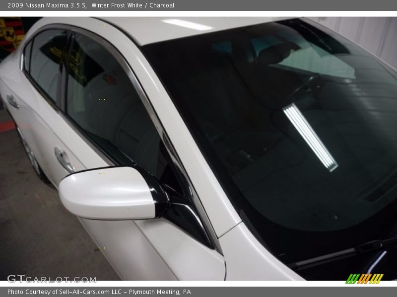 Winter Frost White / Charcoal 2009 Nissan Maxima 3.5 S