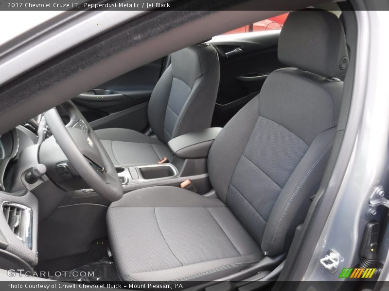 Pepperdust Metallic / Jet Black 2017 Chevrolet Cruze LT