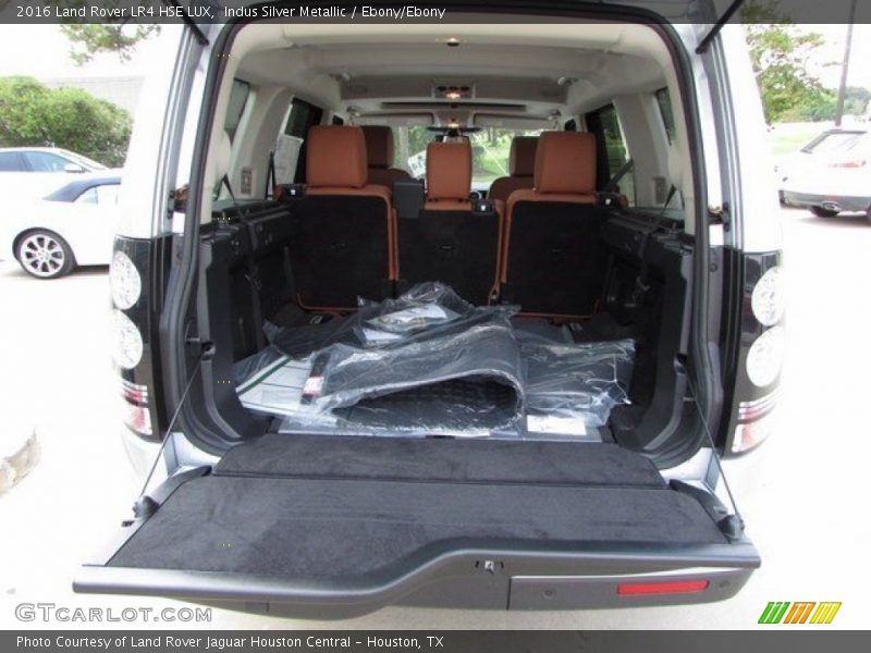 Indus Silver Metallic / Ebony/Ebony 2016 Land Rover LR4 HSE LUX