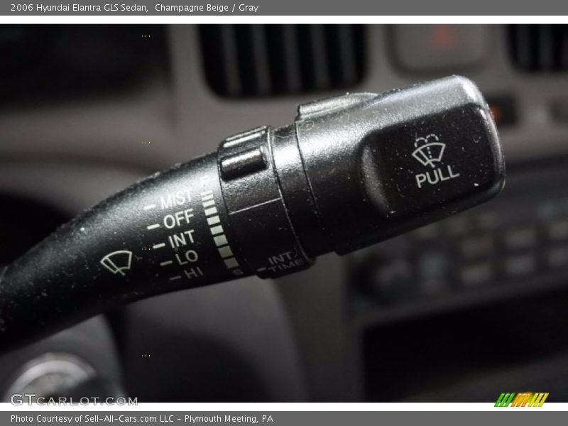 Champagne Beige / Gray 2006 Hyundai Elantra GLS Sedan