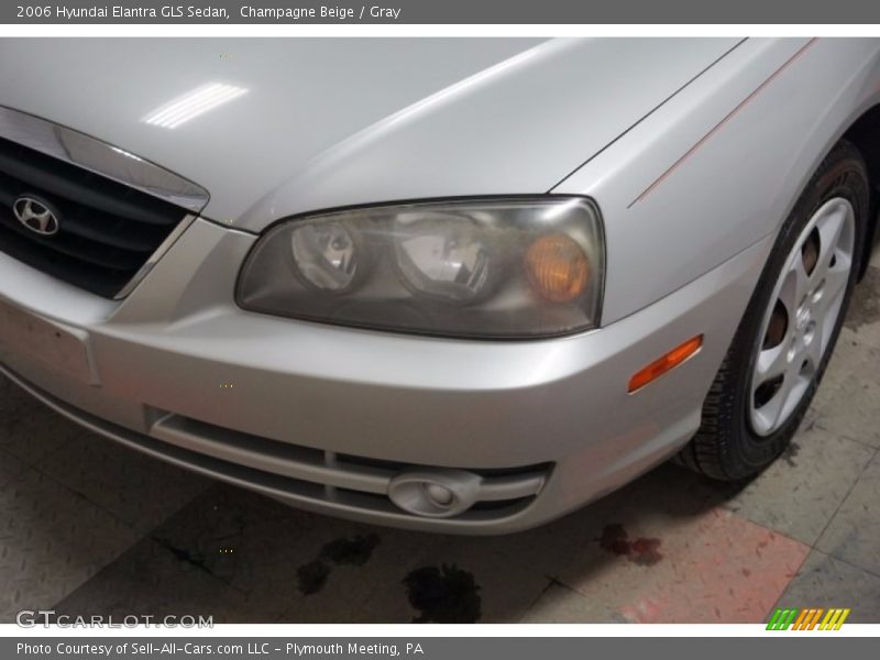 Champagne Beige / Gray 2006 Hyundai Elantra GLS Sedan