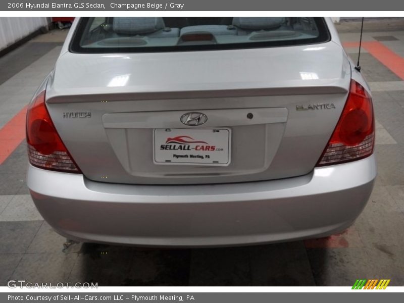 Champagne Beige / Gray 2006 Hyundai Elantra GLS Sedan