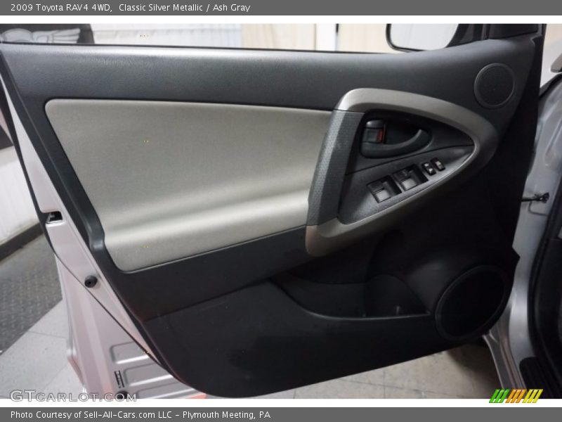 Classic Silver Metallic / Ash Gray 2009 Toyota RAV4 4WD