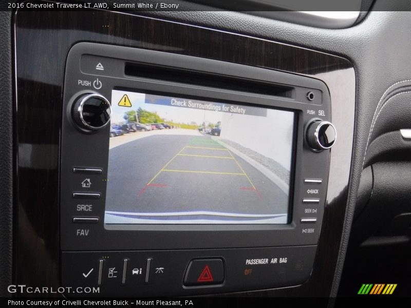 Summit White / Ebony 2016 Chevrolet Traverse LT AWD