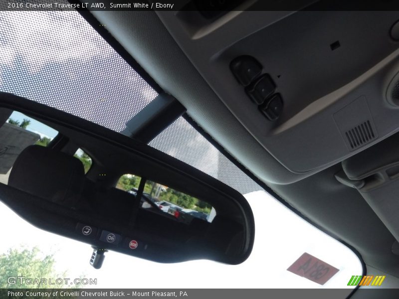 Summit White / Ebony 2016 Chevrolet Traverse LT AWD