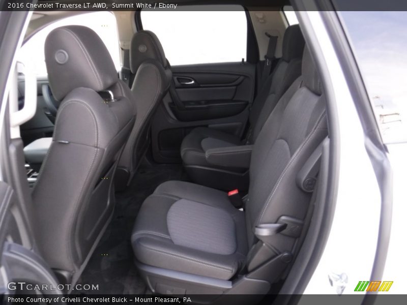 Summit White / Ebony 2016 Chevrolet Traverse LT AWD