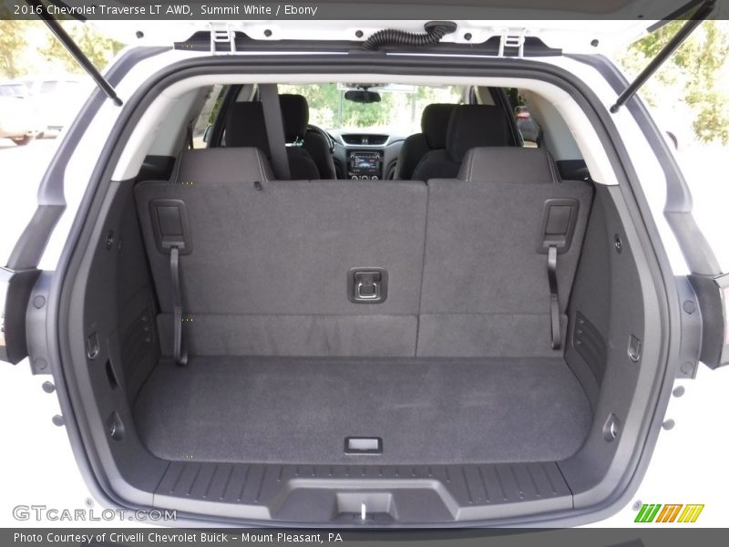 Summit White / Ebony 2016 Chevrolet Traverse LT AWD