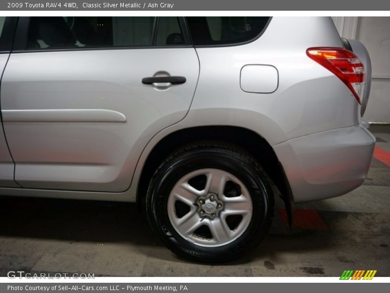 Classic Silver Metallic / Ash Gray 2009 Toyota RAV4 4WD