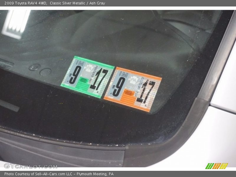 Classic Silver Metallic / Ash Gray 2009 Toyota RAV4 4WD