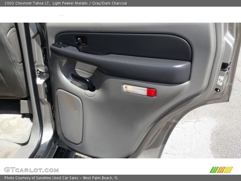 Light Pewter Metallic / Gray/Dark Charcoal 2003 Chevrolet Tahoe LT