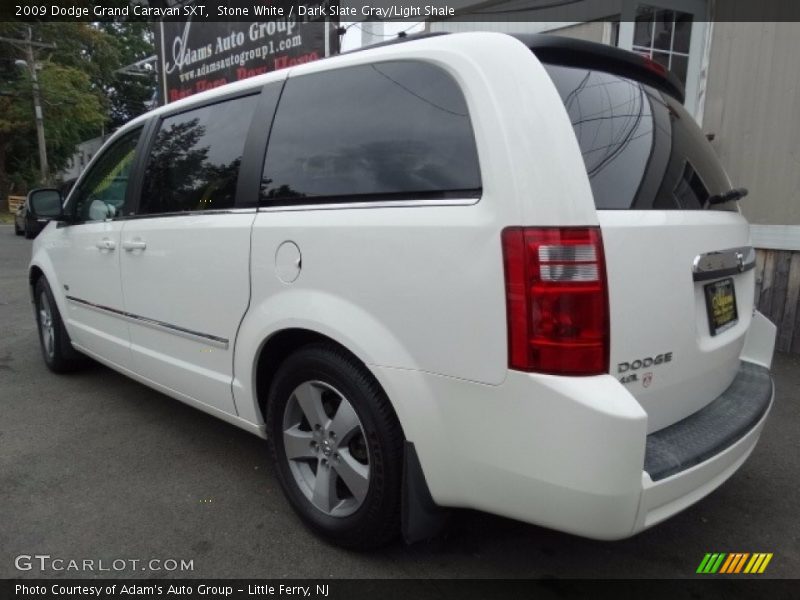 Stone White / Dark Slate Gray/Light Shale 2009 Dodge Grand Caravan SXT