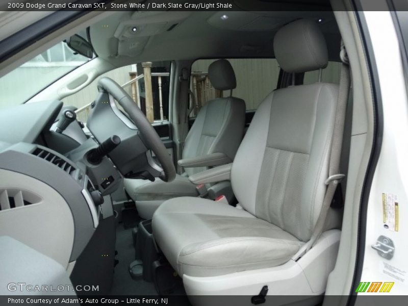 Stone White / Dark Slate Gray/Light Shale 2009 Dodge Grand Caravan SXT