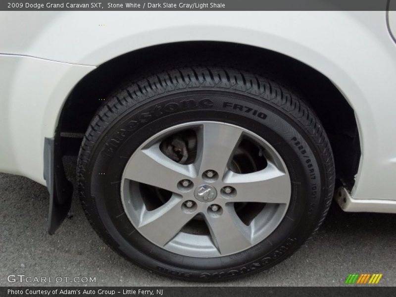 Stone White / Dark Slate Gray/Light Shale 2009 Dodge Grand Caravan SXT