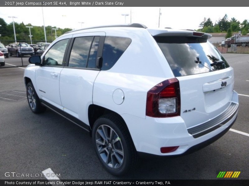 Bright White / Dark Slate Gray 2017 Jeep Compass Sport SE 4x4