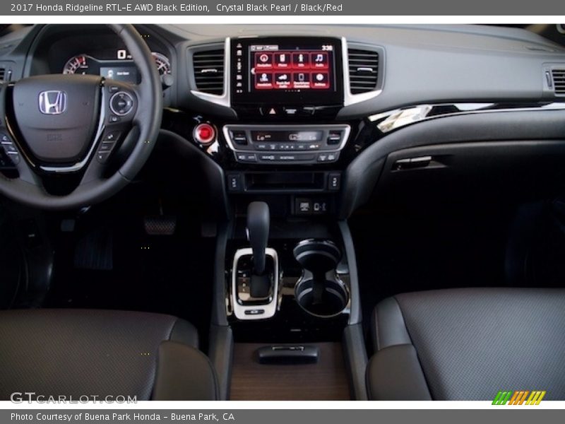 Dashboard of 2017 Ridgeline RTL-E AWD Black Edition