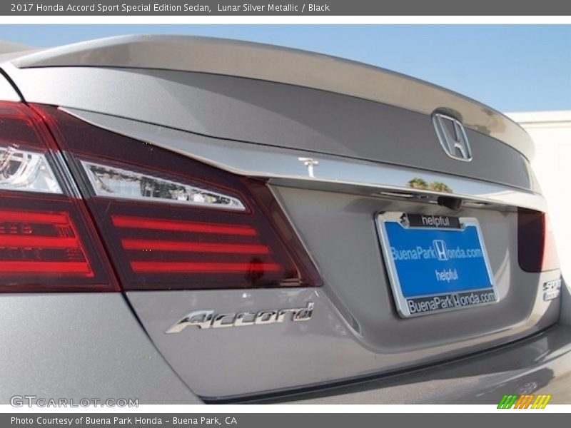 Lunar Silver Metallic / Black 2017 Honda Accord Sport Special Edition Sedan