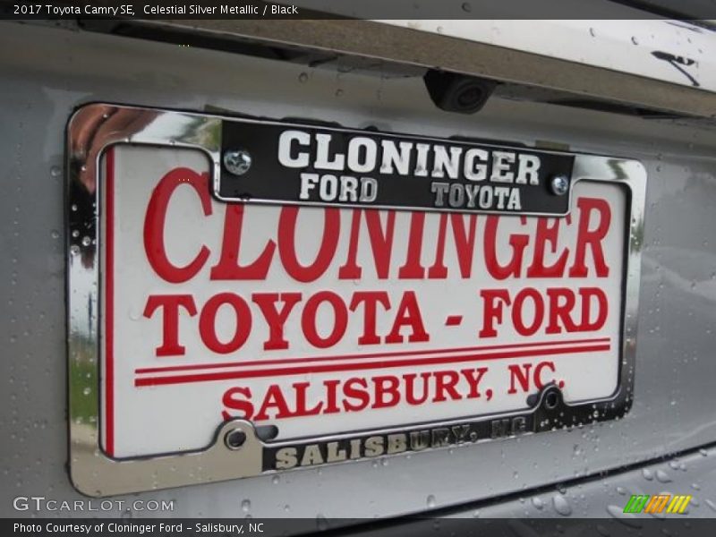 Celestial Silver Metallic / Black 2017 Toyota Camry SE