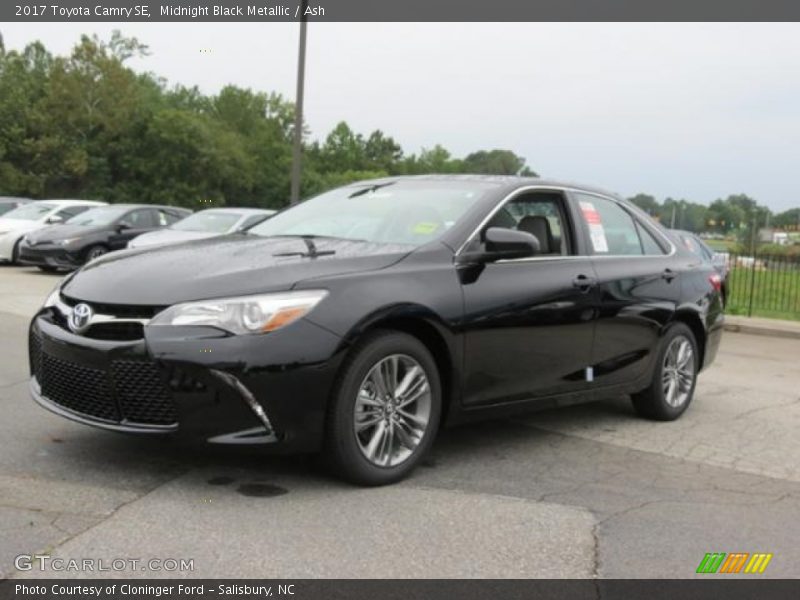 Midnight Black Metallic / Ash 2017 Toyota Camry SE