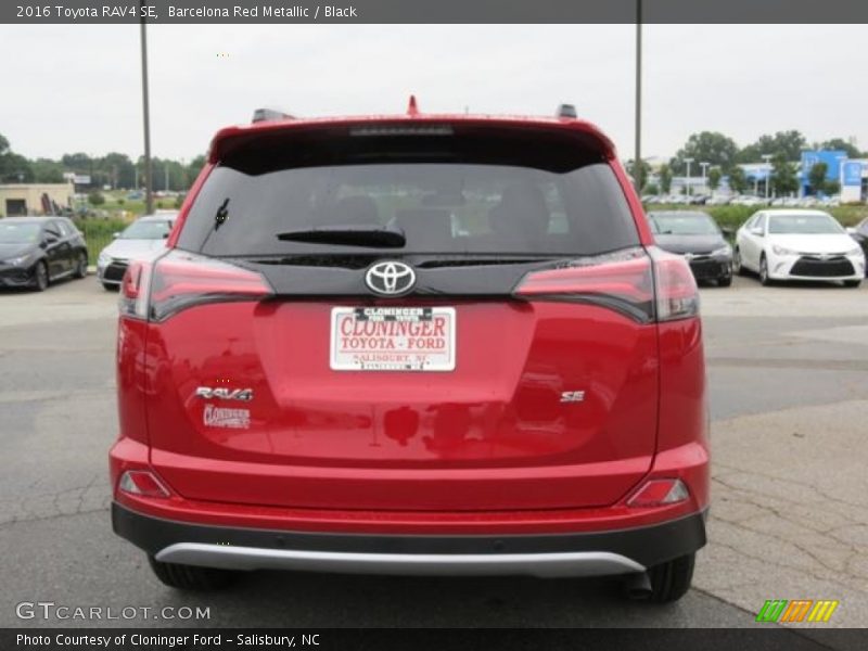 Barcelona Red Metallic / Black 2016 Toyota RAV4 SE