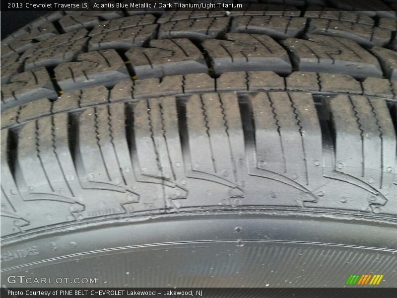 Atlantis Blue Metallic / Dark Titanium/Light Titanium 2013 Chevrolet Traverse LS